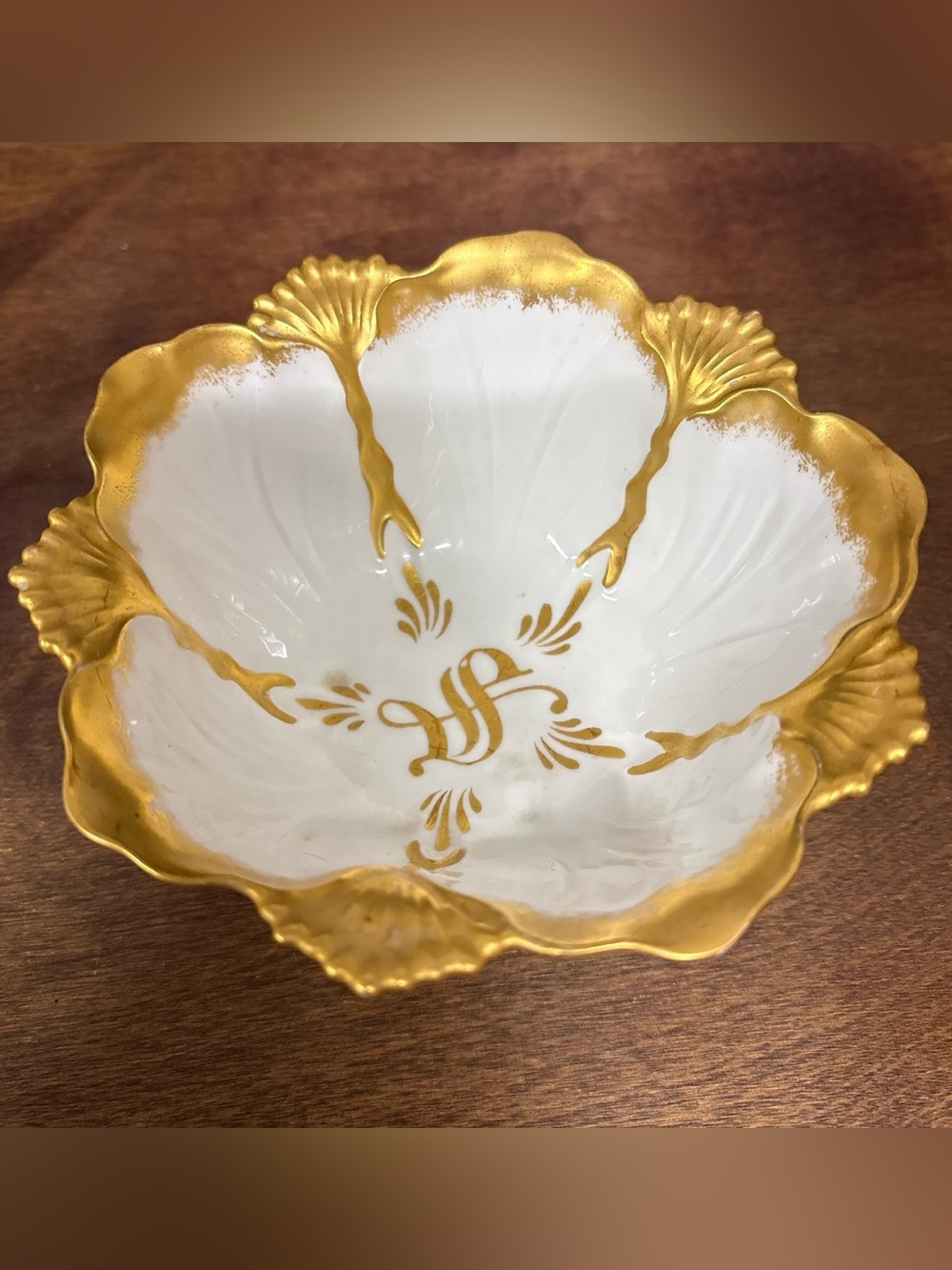 William Lycett Atlanta Ga Vintage or Antique White Porcelain Bowl with Gold Trim - Picture 2 of 4